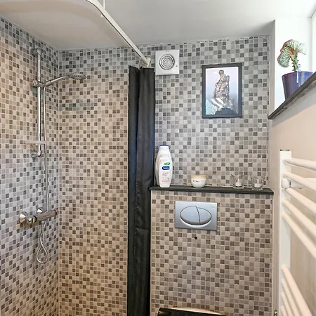 2 Bedroom Stunning In